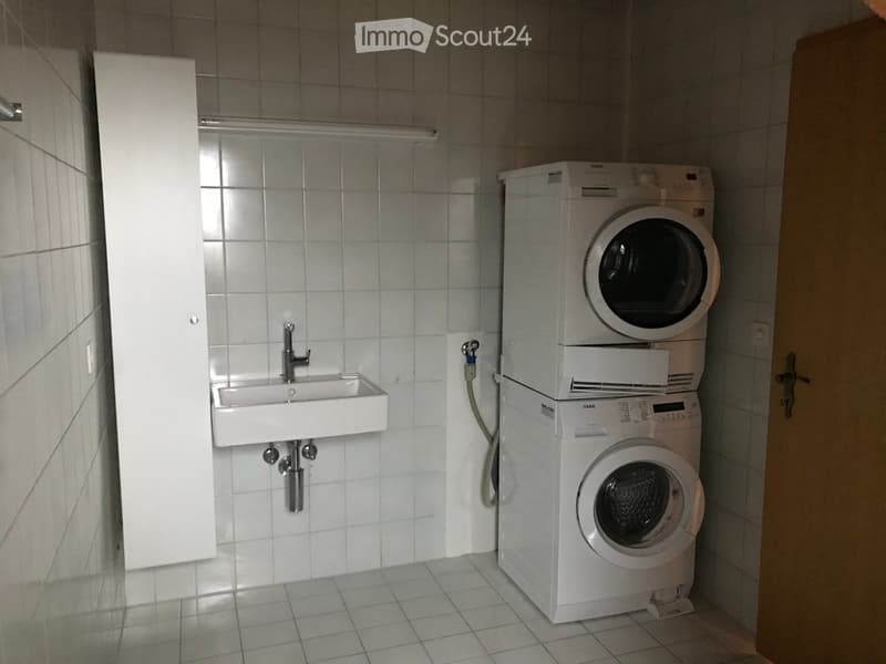 3-Zimmerwohnung im Spiegel, Gem. Köniz; nach Vereinbarung (3)