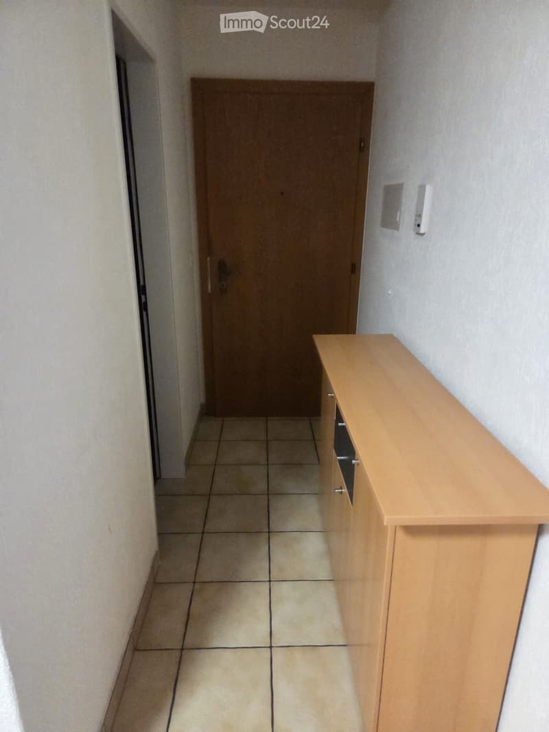 Studio an hervorragender Lage zu vermieten (2)