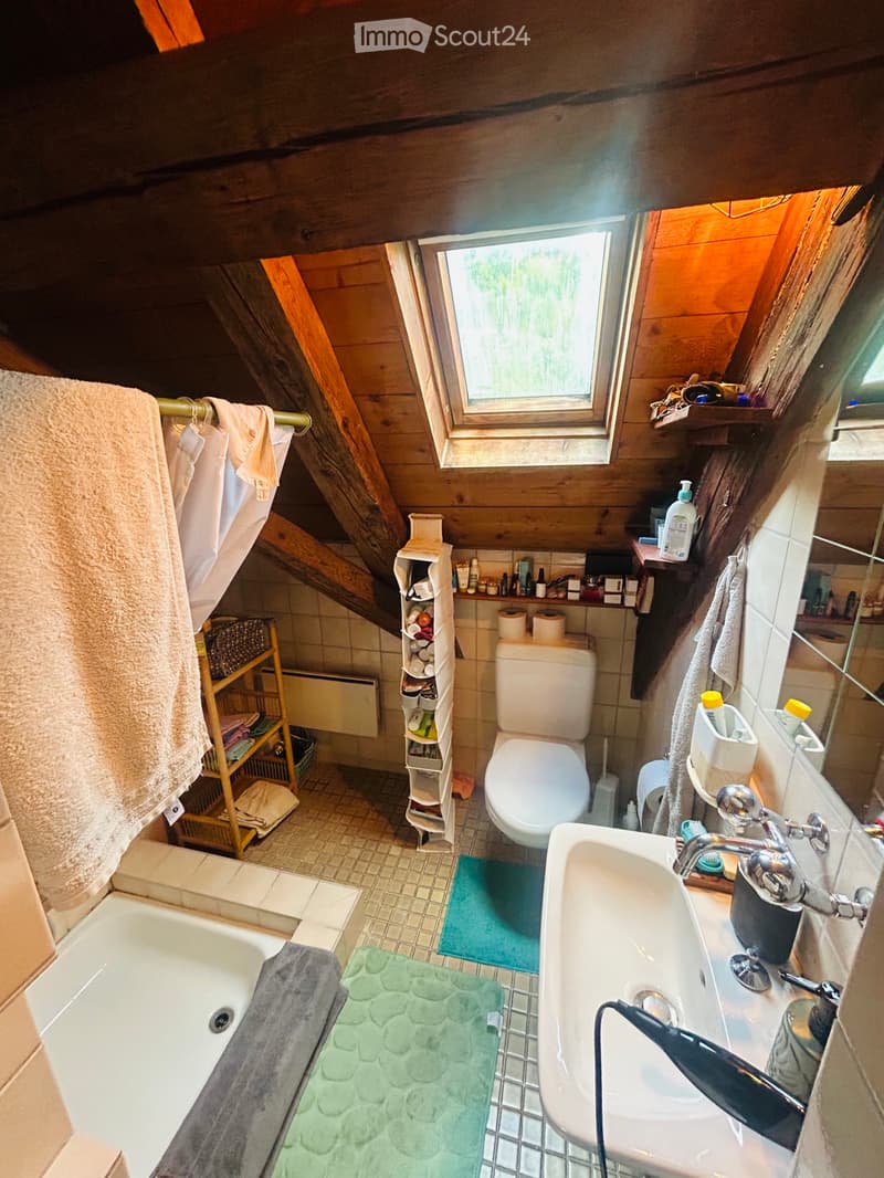 Chambre meublée à louer avec salle de bain privative (2)