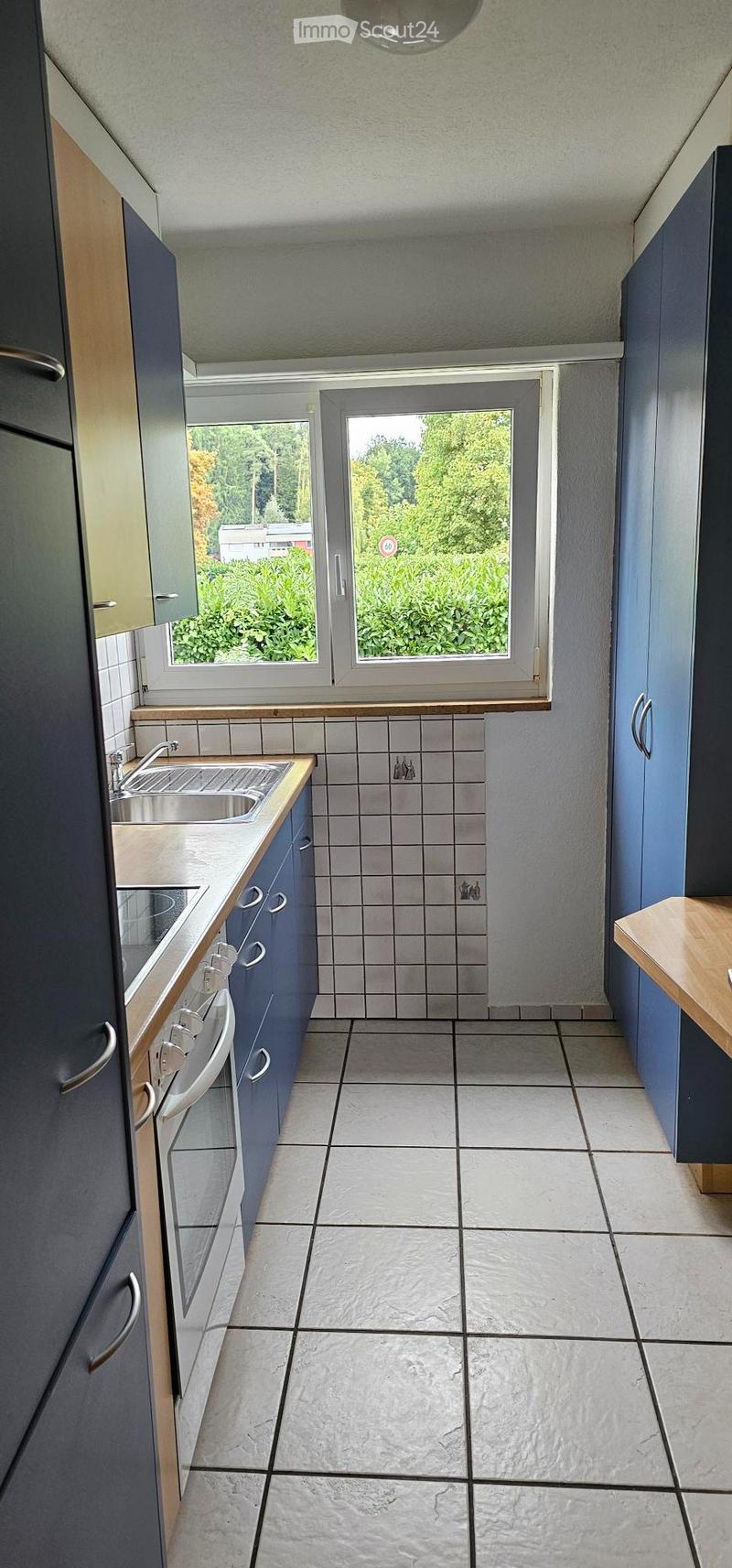 3,5 Zimmer Wohnung zu Vermieten (2)
