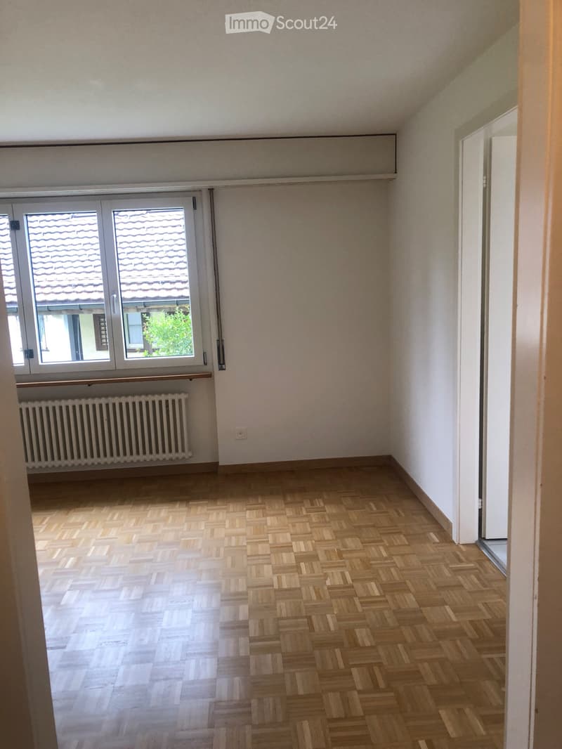 1.5 Zimmerwohnung mit eigenem Gartensitzplatz (3)
