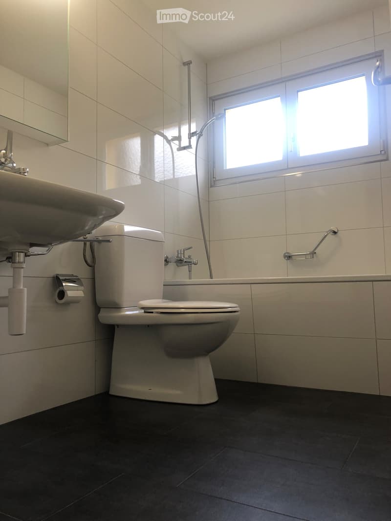 1.5 Zimmerwohnung mit eigenem Gartensitzplatz (2)