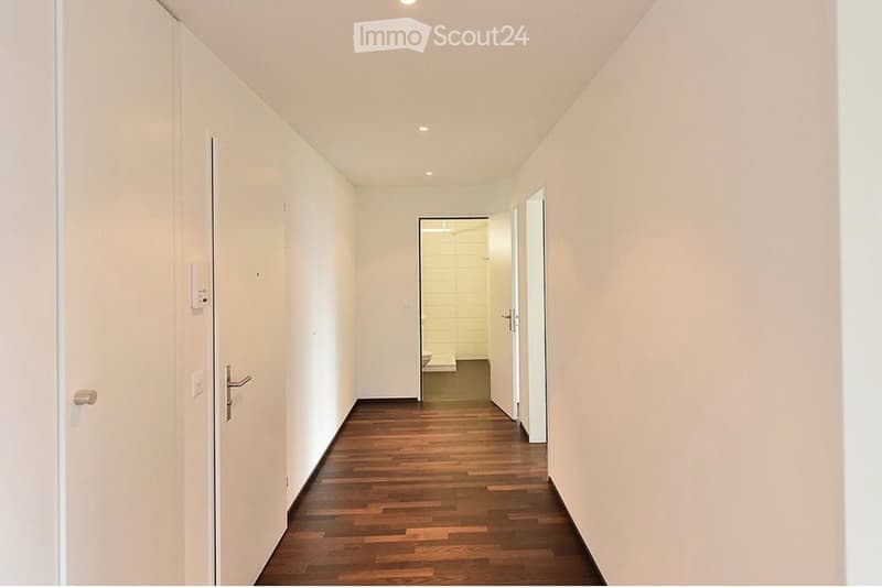Moderne 3.5 Zimmer-Wohnung in Buchs Ag (2)