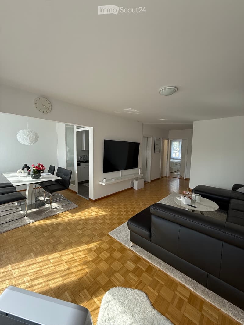 4,5 Zimmerwohnung mit Hauswartlohn! - ab November (1)