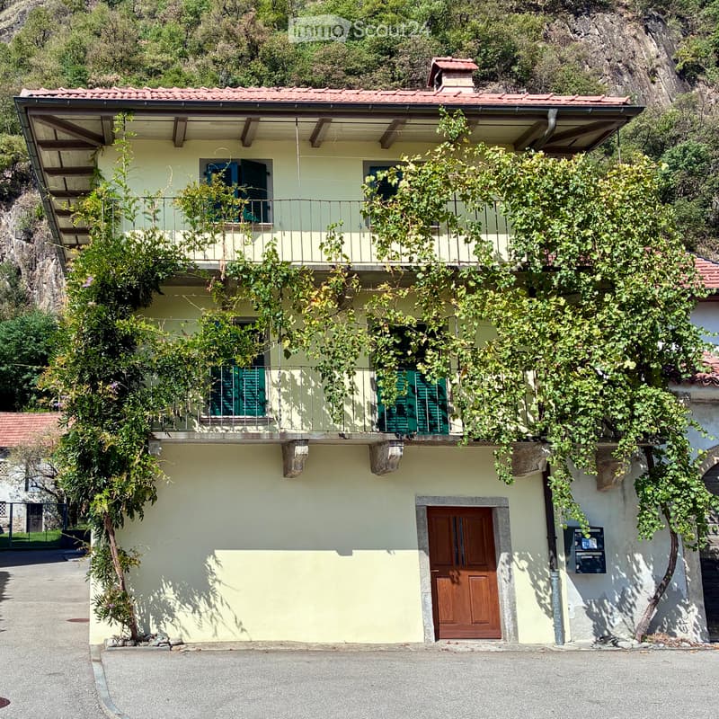 Casa storica ideale per studio, ufficio o abitazione (1)