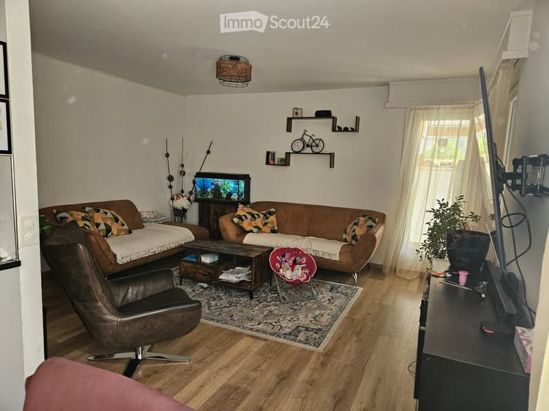 Wohnung mit Garten (1)