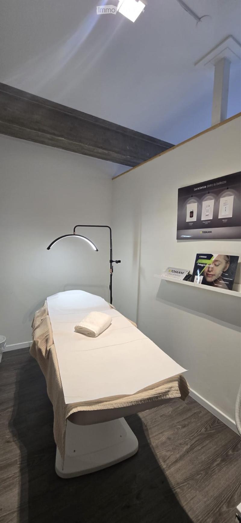 CABINA PROFESSIONALE IN SUBAFFITTO PARADISO (TI) (2)