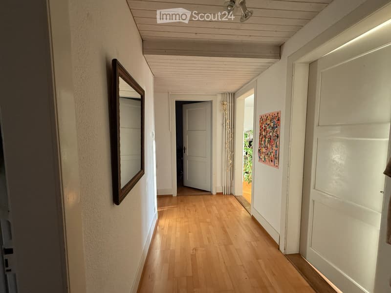 Grosses Zimmer im Breitsch - zentral, ruhig, nahe der Aare (4)