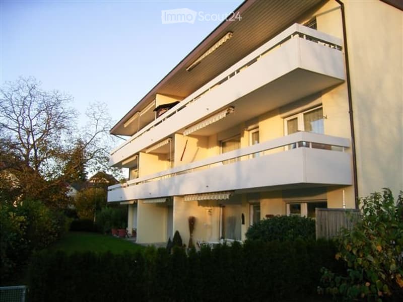 1 1/2 - Zi - Wohnung in ruhigem Haus, grosser Balkon (5)