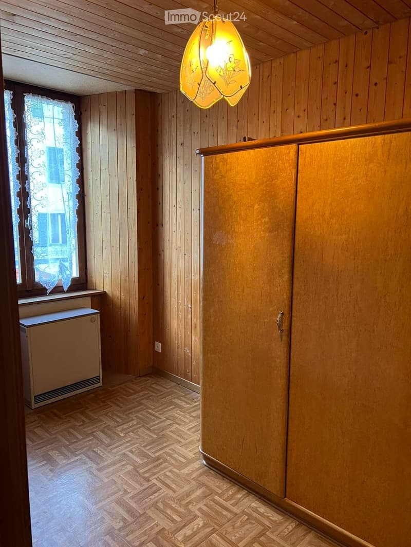 Grand appartement 4,5 pièces meublé et équipé au Locle (3)