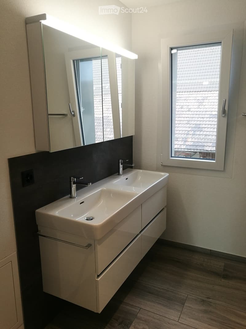 Zimmer zu vermieten (2)