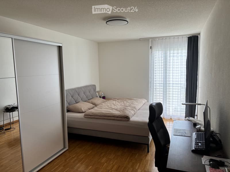Moderne 3.5-Zimmer-Wohnung in Heimberg mit Alpenblick (3)