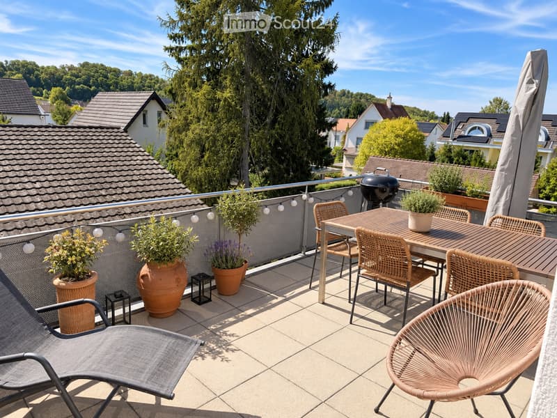 Sonnige 4-Z. Maisonette Dachwohnung (1)