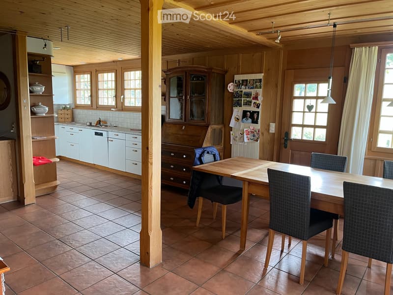 200 m2 Wohnung mit 36Aren Land und Stall für Kleintiere (2)