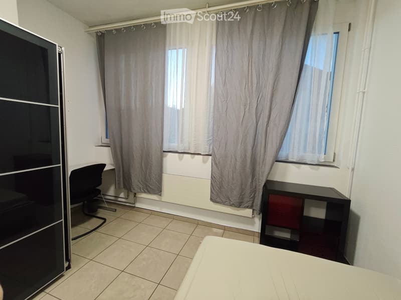 Ab SOFORT Frei 1 Zi Wohnung in Mauren TG (2)