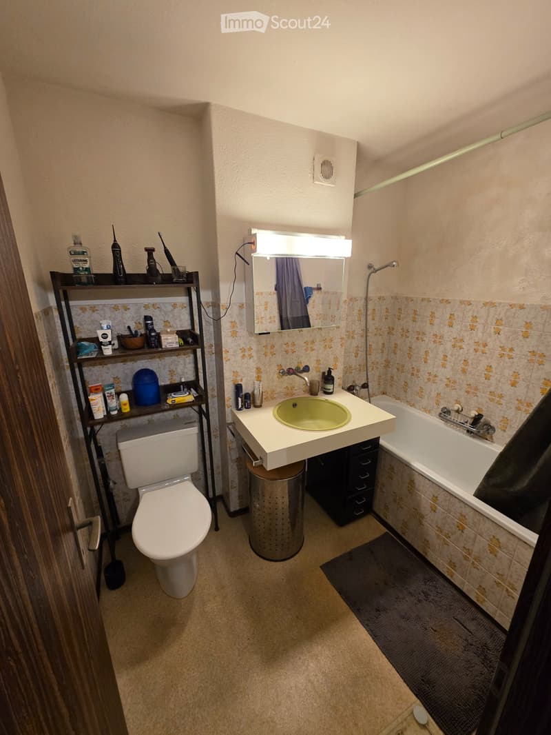 3.5 Zimmer Wohnung im 2. OG zu vermieten (2)