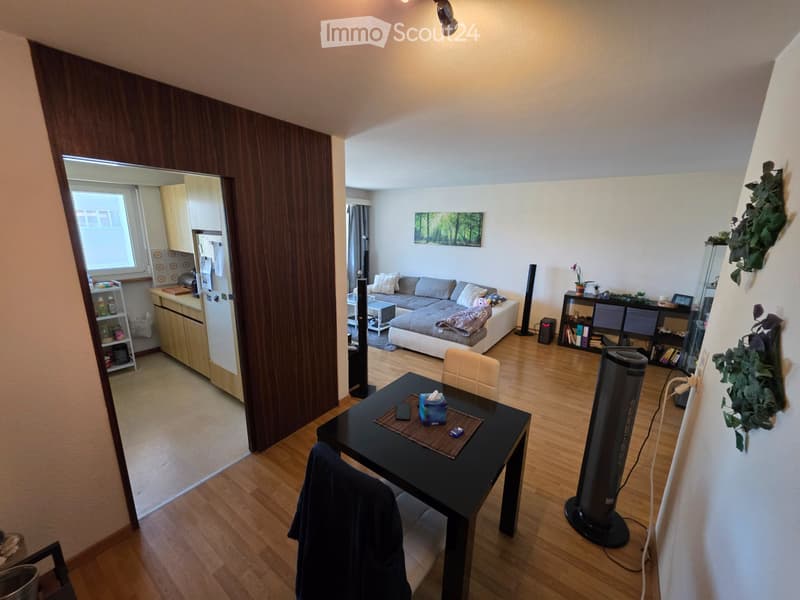 3.5 Zimmer Wohnung im 2. OG zu vermieten (4)