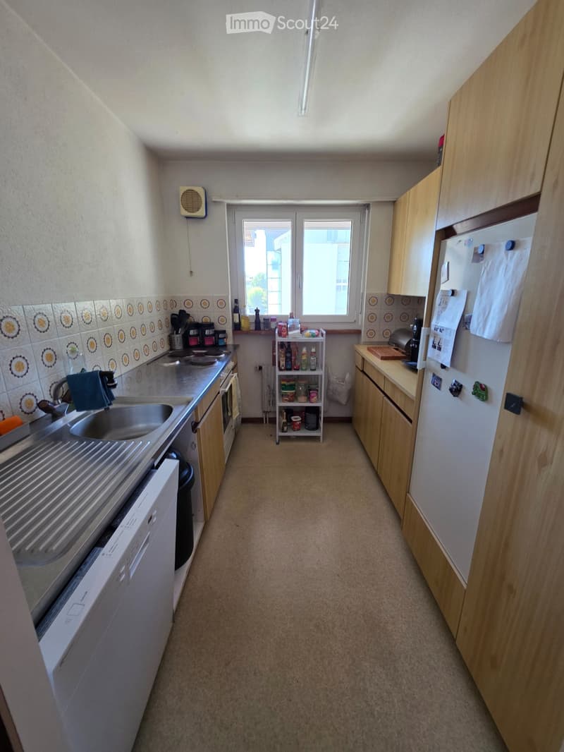 3.5 Zimmer Wohnung im 2. OG zu vermieten (5)