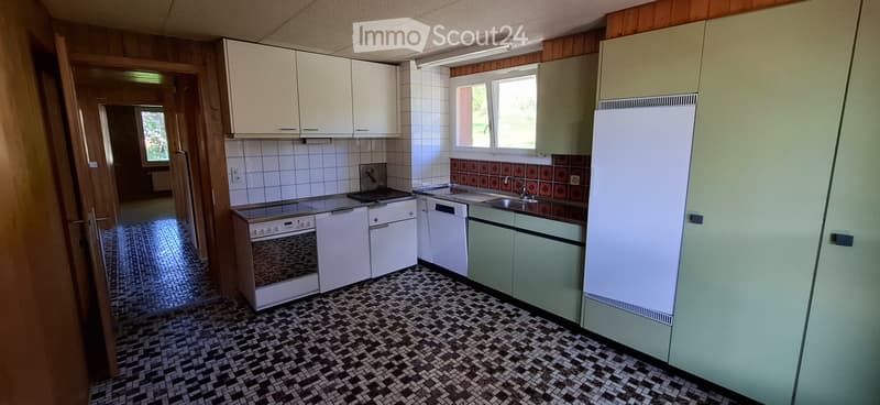 4-Zi.-Wohnung mit Balkon und gedecktem Sitzplatz in Heimberg (3)