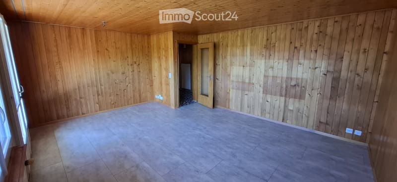 4-Zi.-Wohnung mit Balkon und gedecktem Sitzplatz in Heimberg (2)