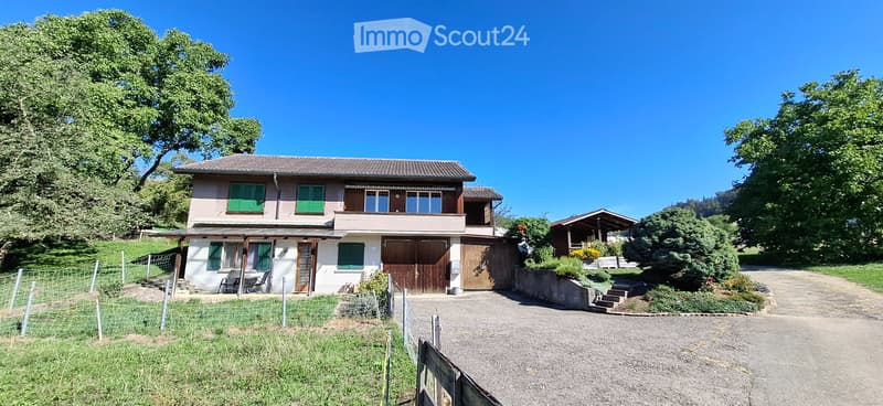 4-Zi.-Wohnung mit Balkon und gedecktem Sitzplatz in Heimberg (1)