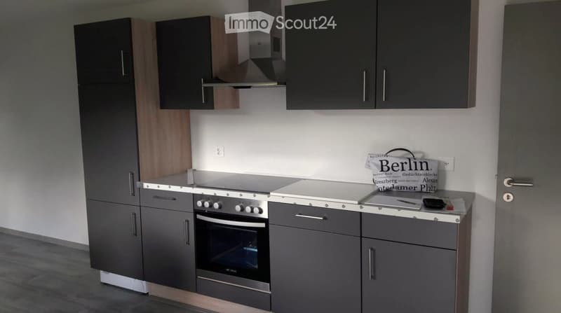2.5-Zi-Wohnung mit Parkplatz (1)