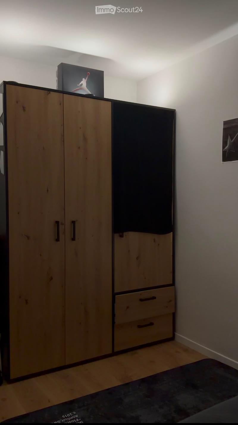 Helles, ruhiges WG-Zimmer mit Balkon in Spiez ab 1.9.2026 (3)