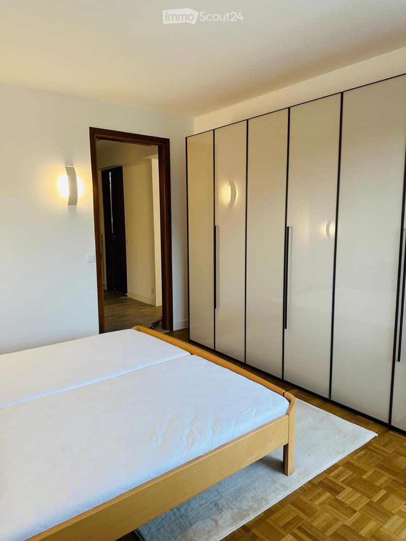 2.5 locali ammobiliato in prima fila sul lago (3)