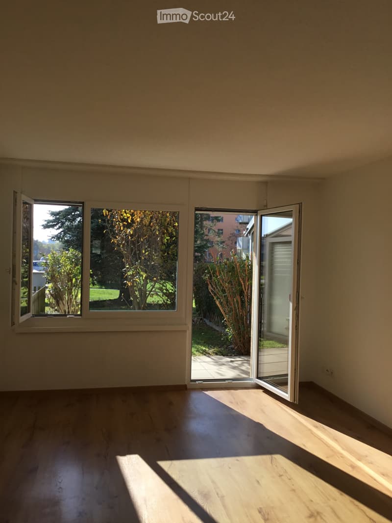 Charmante 3.5 Zimmer Maisonette-Wohnung zu vermieten (1)