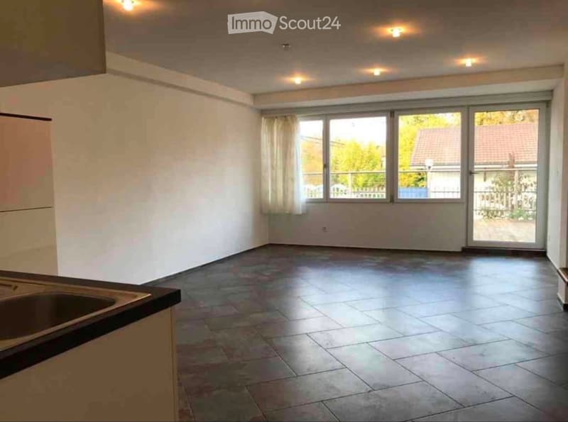 2,5 Wunderschöne Zimmer Wohnung (1)