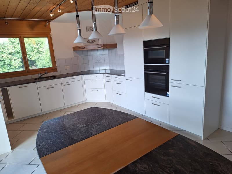 Grosszügige 5.5 Zimmer Wohnung (1)