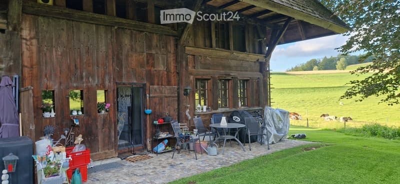 Charmante 3.5-Zimmer-Altbauwohnung in Rüti b. Lyssach (5)