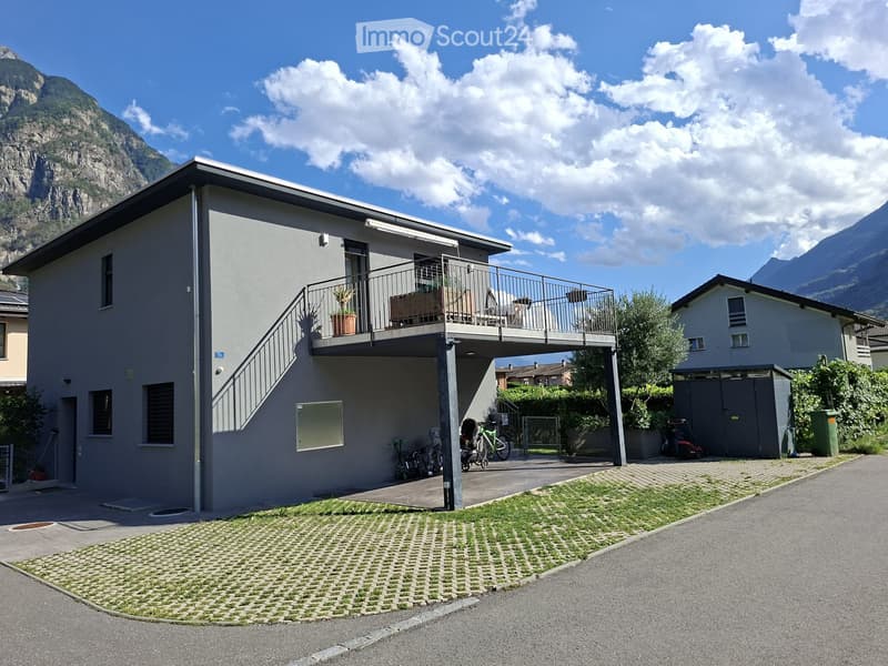 Appartamento 3.5 in casa bifamiliare a Biasca (1)