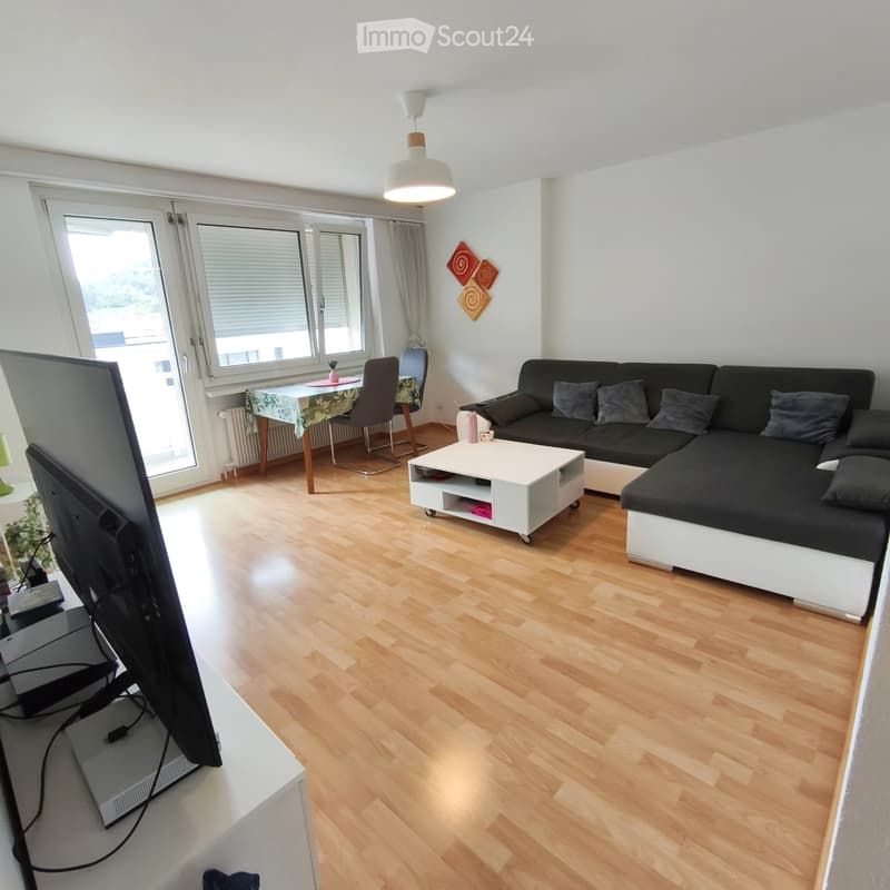 3-Zimmer-Wohnung mit Bergsicht in Sevelen (1)