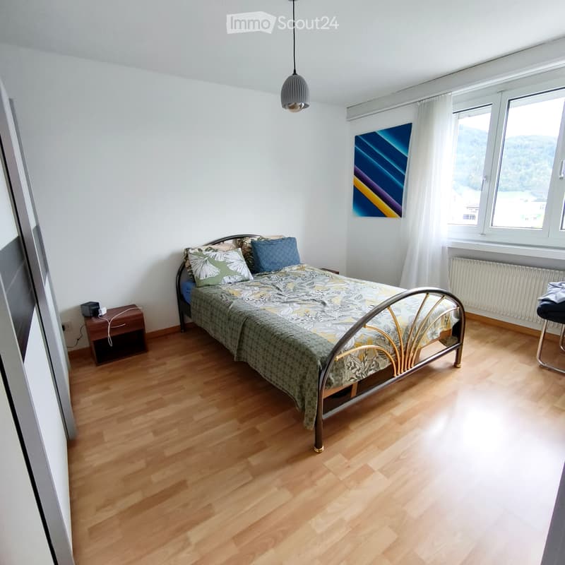 3-Zimmer-Wohnung mit Bergsicht in Sevelen (3)