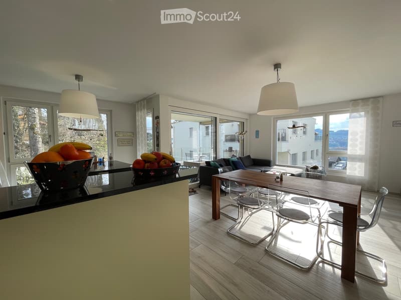 Moderne 3.5 Zimmer Wohnung 90qm in Steuergünstigen Gemeinde (2)