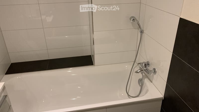 RESERVIERT - Schöne 3.5 Zi-Wohnung im Parterre (5)