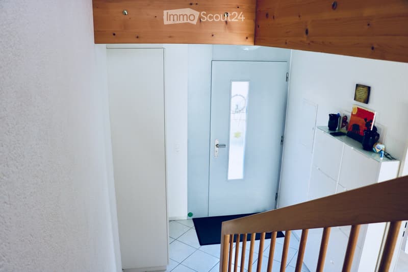 5.5 Zimmer Maisonette Wohnung, mit Innenhof und Vorplatz (2)