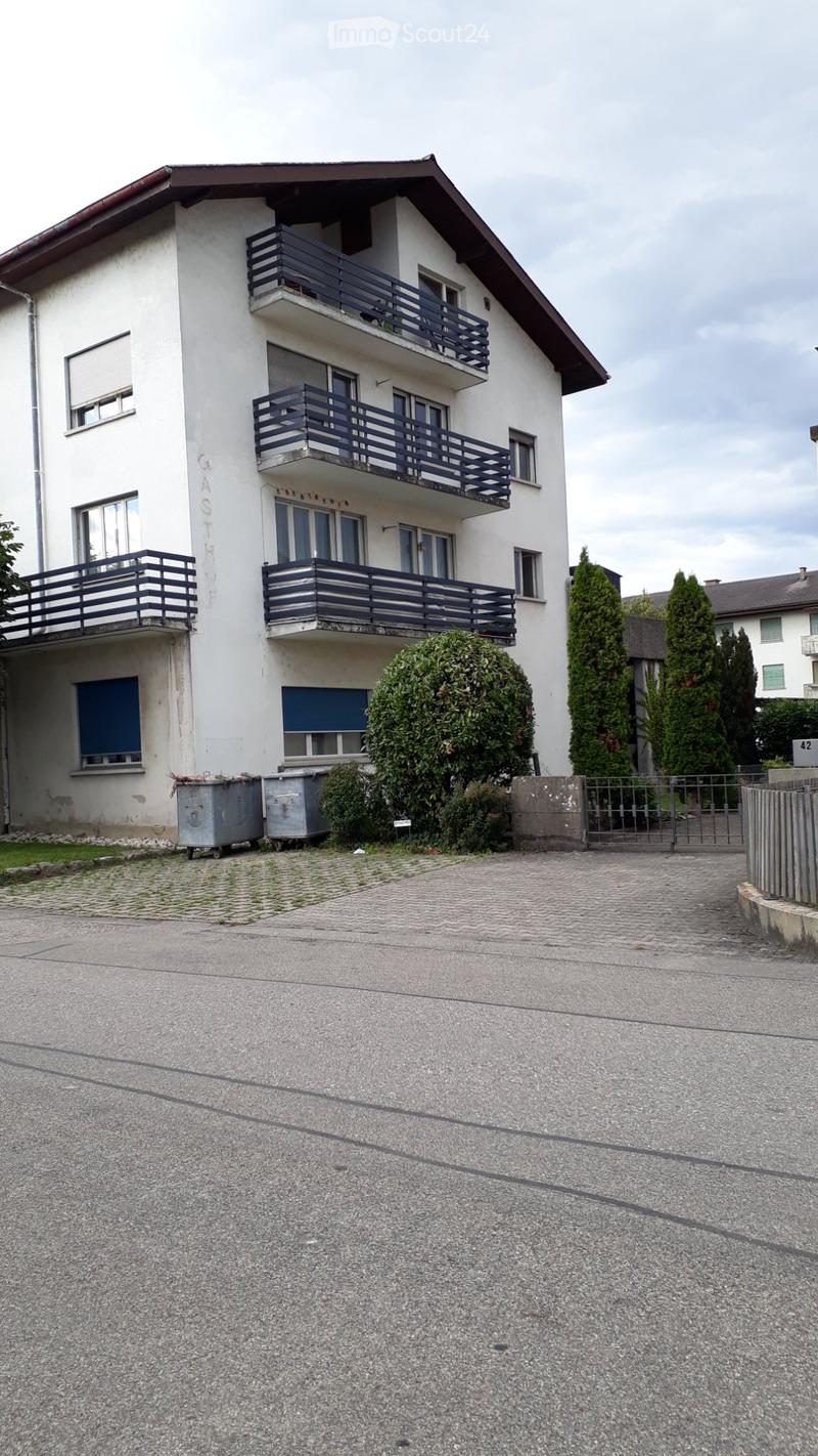 Günstige 3 Zimmer Wohnung zu vermieten (3)