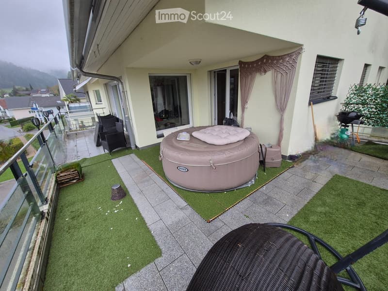 5 1/2 Zimmer-Wohnung mit grossem Balkon (5)