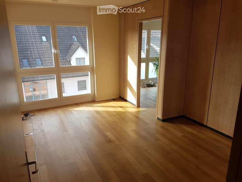 WG Zimmer in Bülach an der Begegnungszone im Stadtzentrum (5)