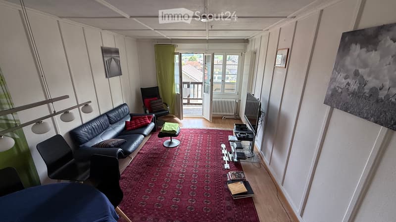 Charmante 3-Zimmer-Wohnung mit Balkon und Aussicht (2)