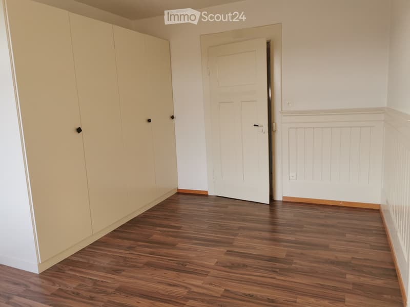 Wunderschöne, helle 3 1/2 Zi.-Wohnung (5)