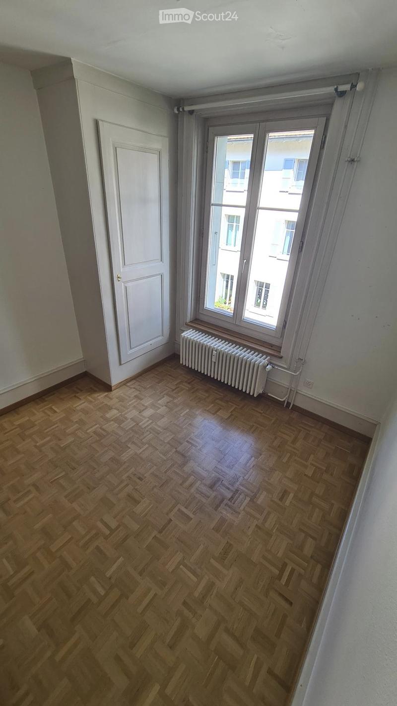 Schönes Zimmer in 2er-WG in Top Lage (2)