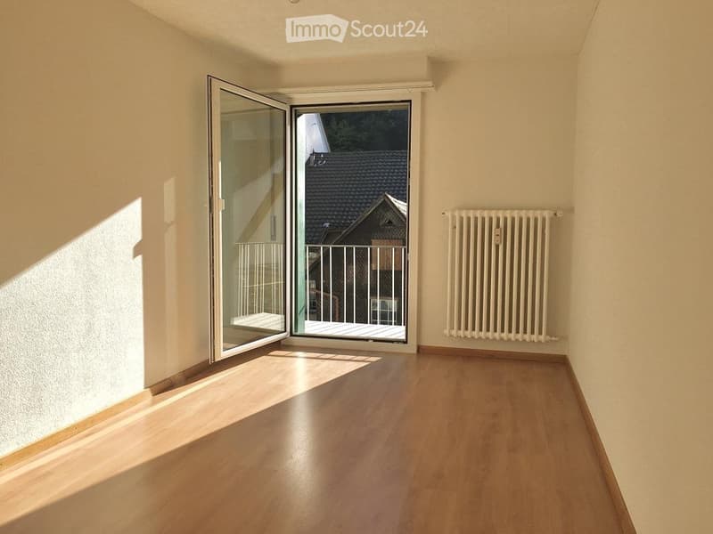 Wohnung mit Sonnenbalkon und Sicht (ideal auch für WG) (5)