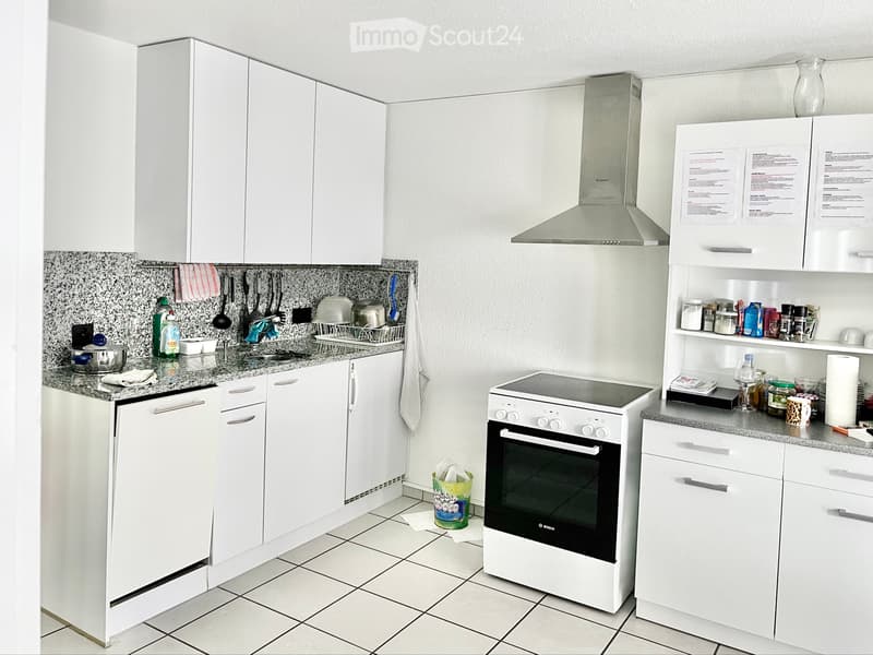 Möbliertes Zimmer in Wettingen ab 1.10.26 (5)