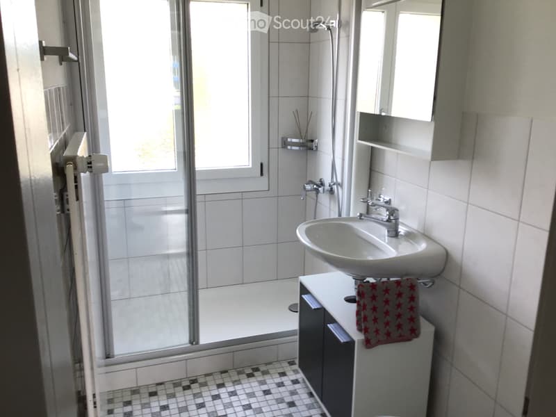 Helle 4-Zimmer Wohnung im 2. Stock am Dorfrand Nähe Bahnhof (3)