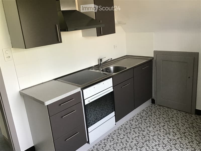 Helle 4-Zimmer Wohnung im 2. Stock am Dorfrand Nähe Bahnhof (4)