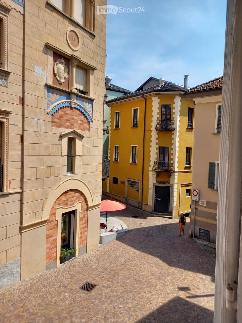 SPAZIOSO APPARTAMENTO 1 PIANO IN ANTICA PALAZZINA LOCARNESE (4)