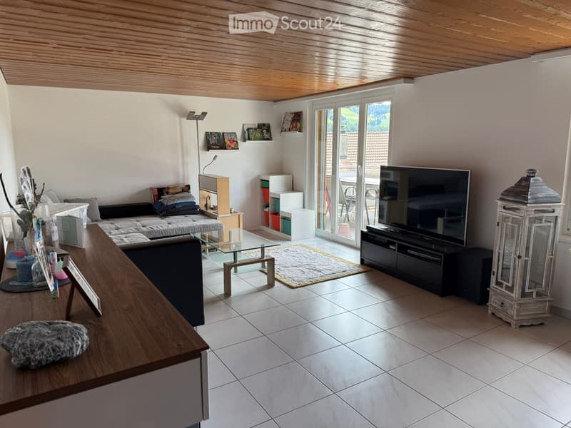 Exklusive 5,5 Zimmer-Wohnung mit 115 m2 (3)